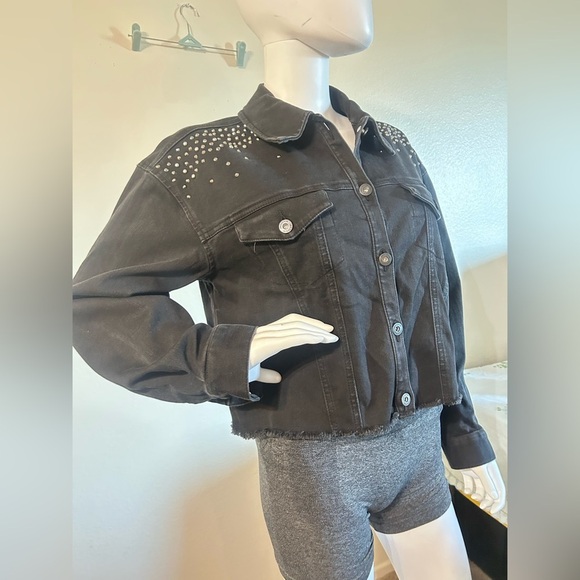 I.n.c. International Concepts Women's Embellished Denim Trucker Jacket - Picture 3 of 7